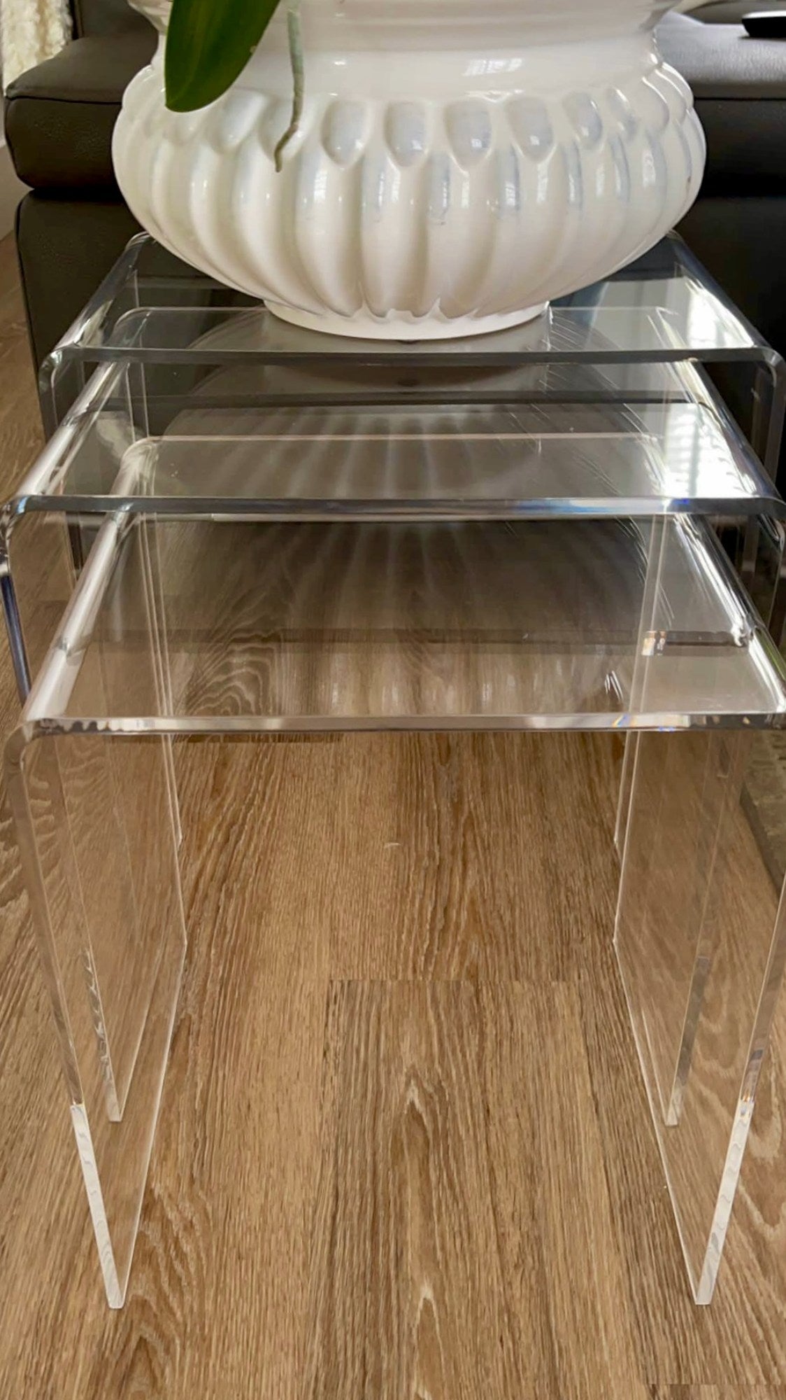 Mesa Lateral em Acrílico Rennes | Vitre Decor