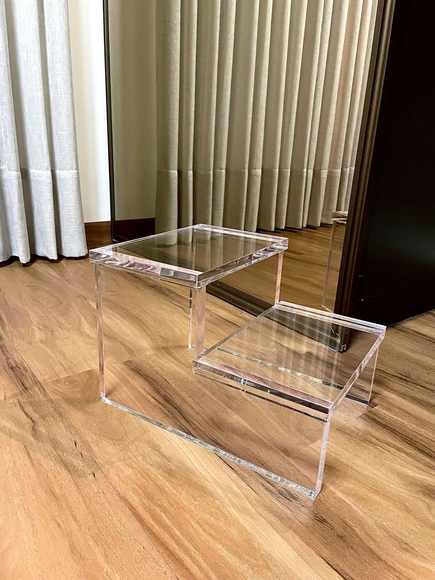 Escadinha em Acrílico para Closet Douai | Vitre Decor