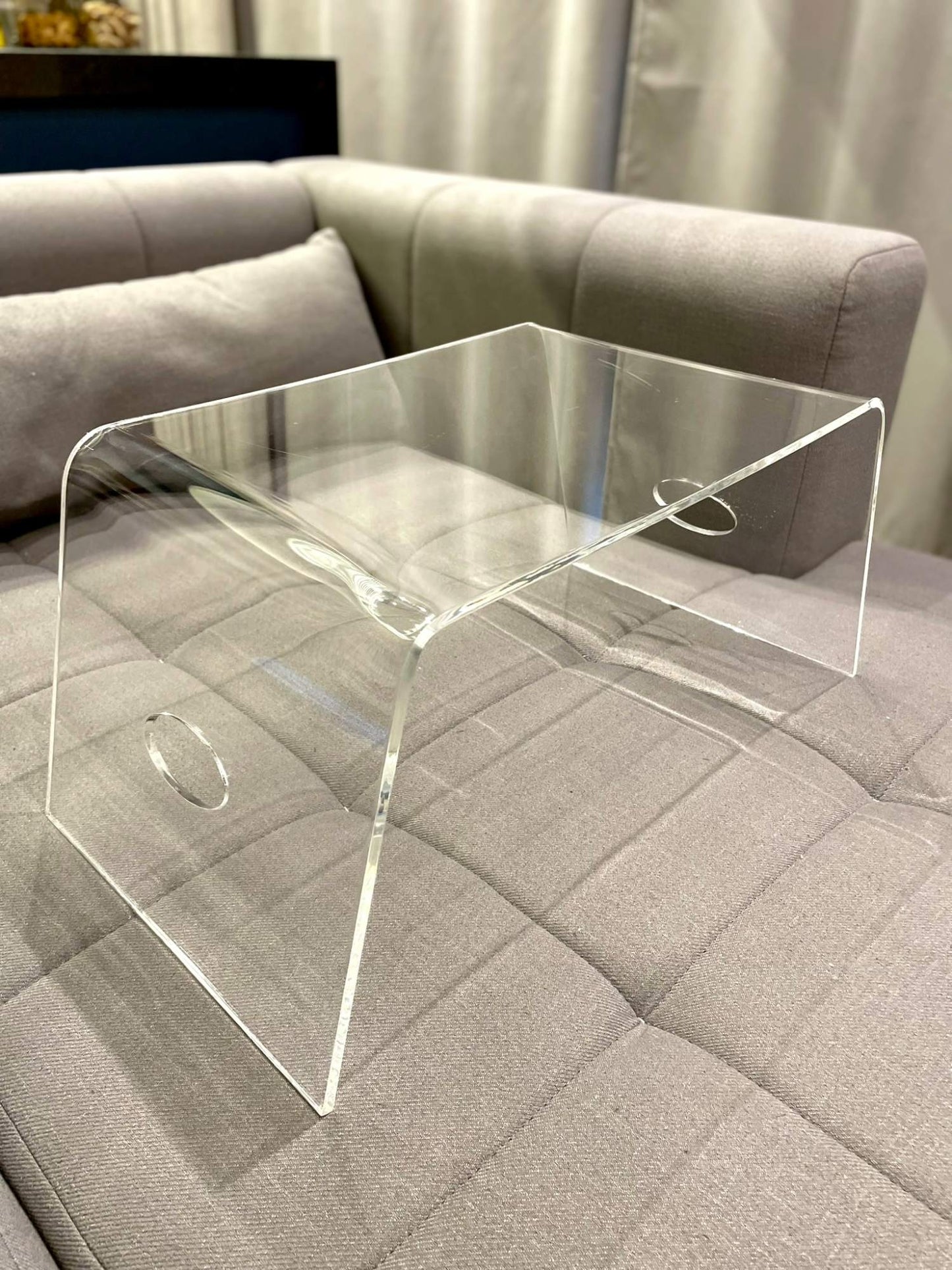 Bandeja para Cama em Acrílico Toulon | Vitre Decor